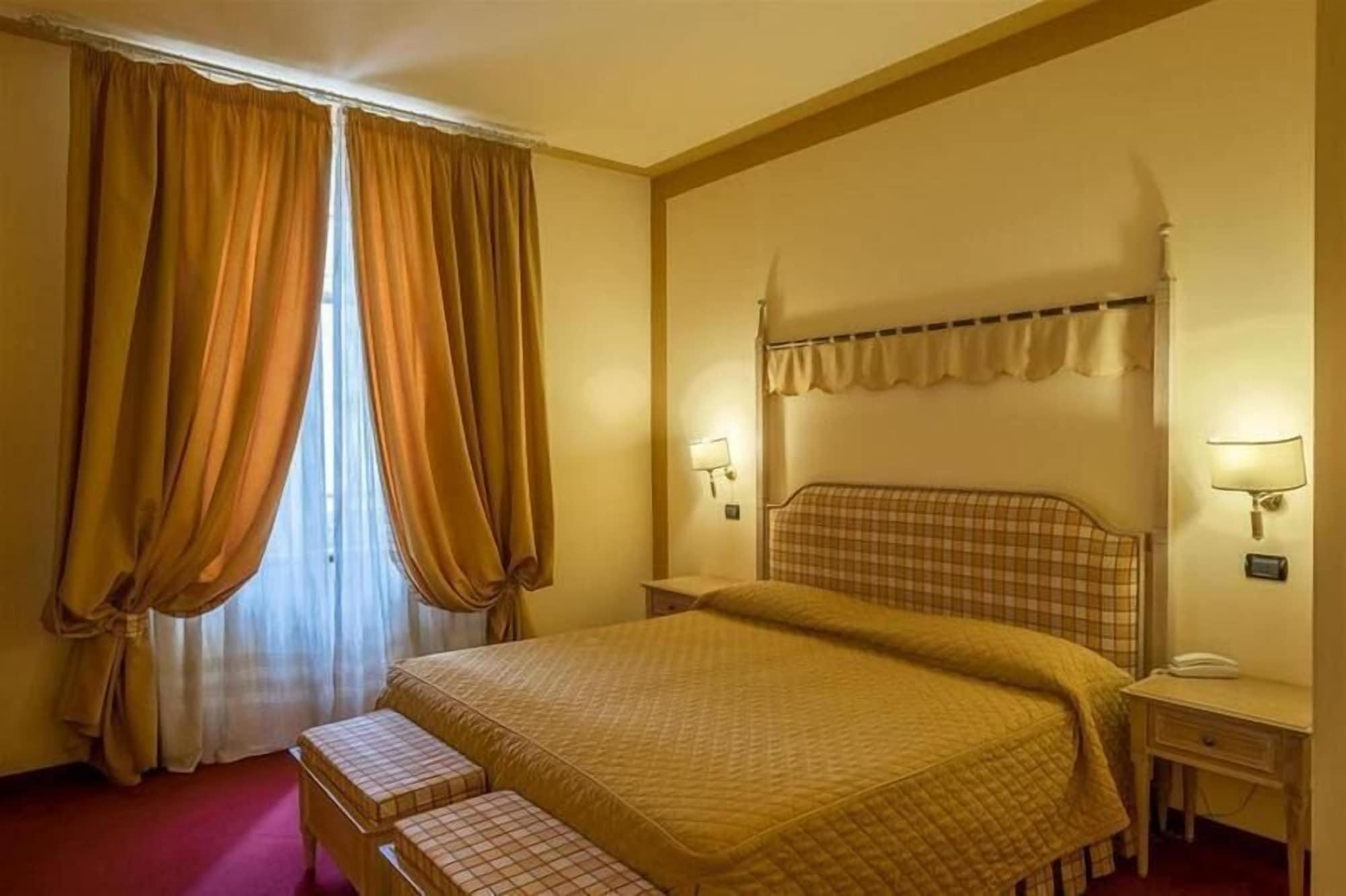 Hotel Manzoni Wellness&Spa Монтекатини-Терме Экстерьер фото