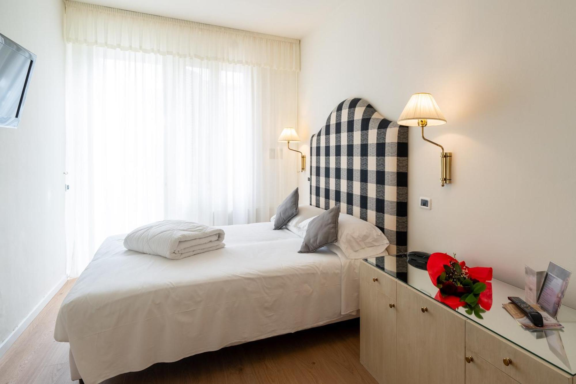 Hotel Manzoni Wellness&Spa Монтекатини-Терме Экстерьер фото