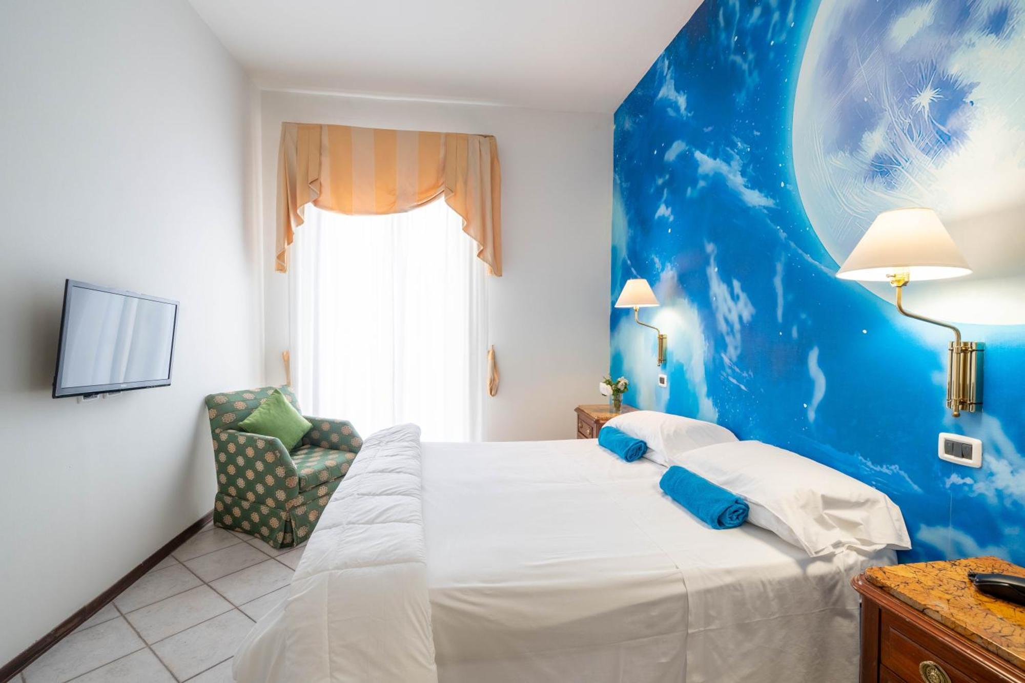 Hotel Manzoni Wellness&Spa Монтекатини-Терме Экстерьер фото